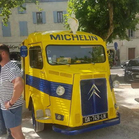 Cafe De L'Univers Arpaillargues-et-Aureillac